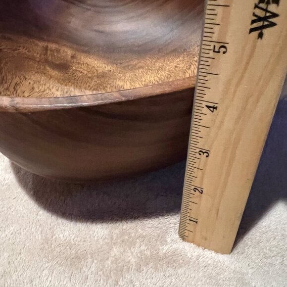 Wooden triangle shaped wooden bowl very MCM mid century style vibe - Picture 6 of 8